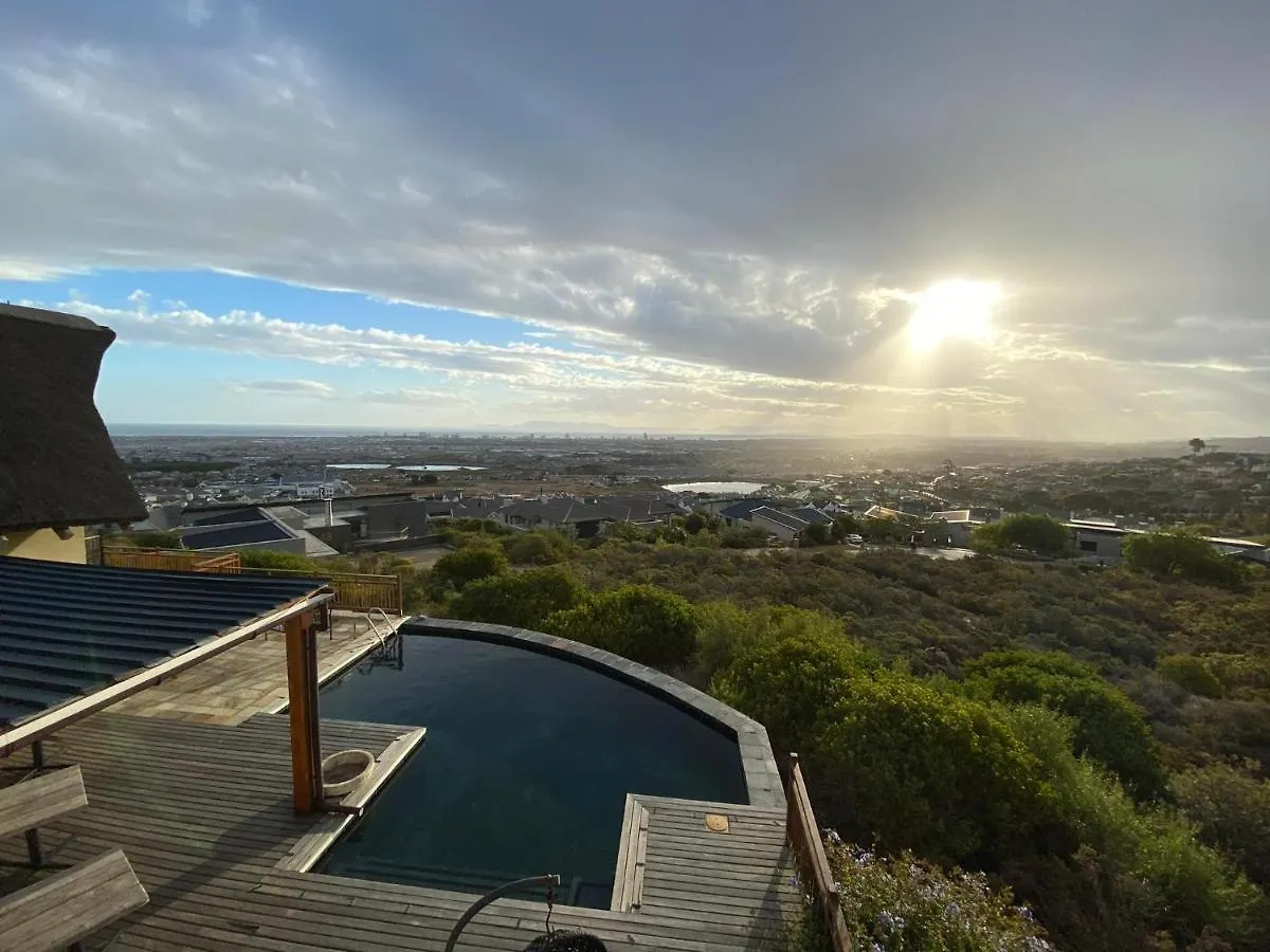 43 On Sandstone Hotel Cape Town Guest house Somerset West